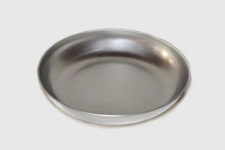 Talíř Titan Basic17 cm